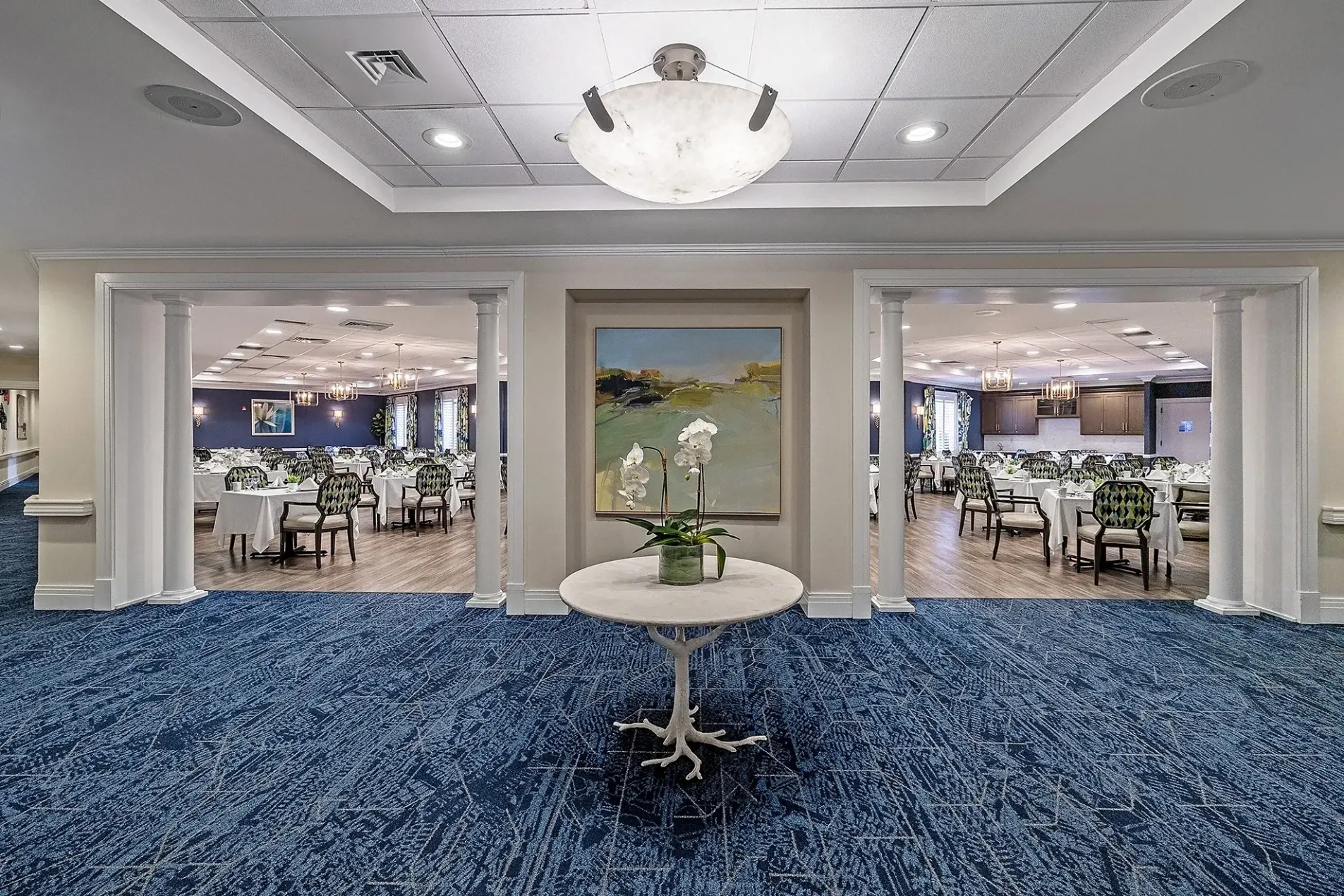 The Bristal at East Northport_Lobby to Dining Room